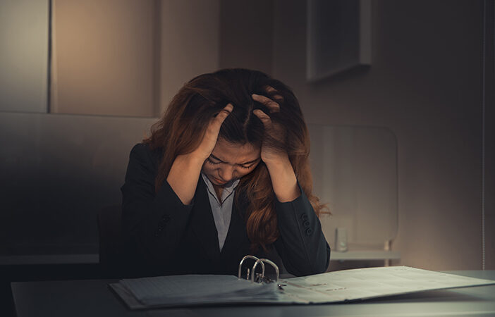 Mengenal Gejala Stres Kronis Dampaknya pada Fisik dan Cara Mengatasinya