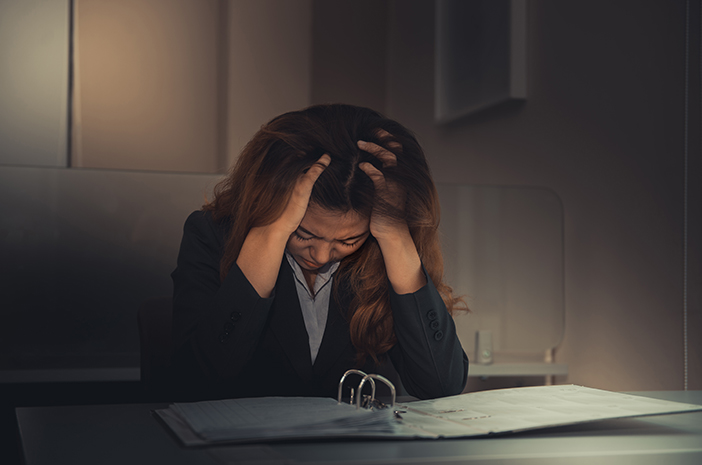 Mengenal Gejala Stres Kronis Dampaknya pada Fisik dan Cara Mengatasinya